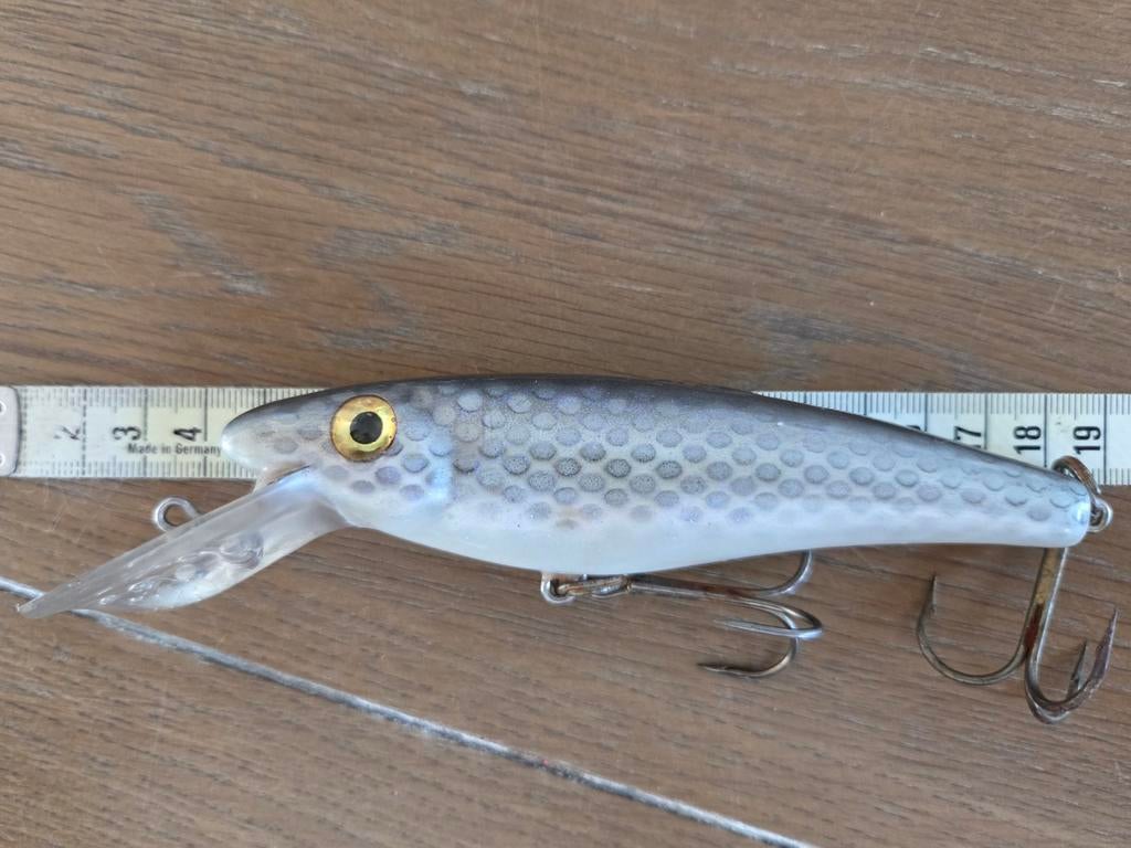 Musky Mania Lil Ernie, Ophalen of Verzenden, Zo goed als nieuw, Overige typen