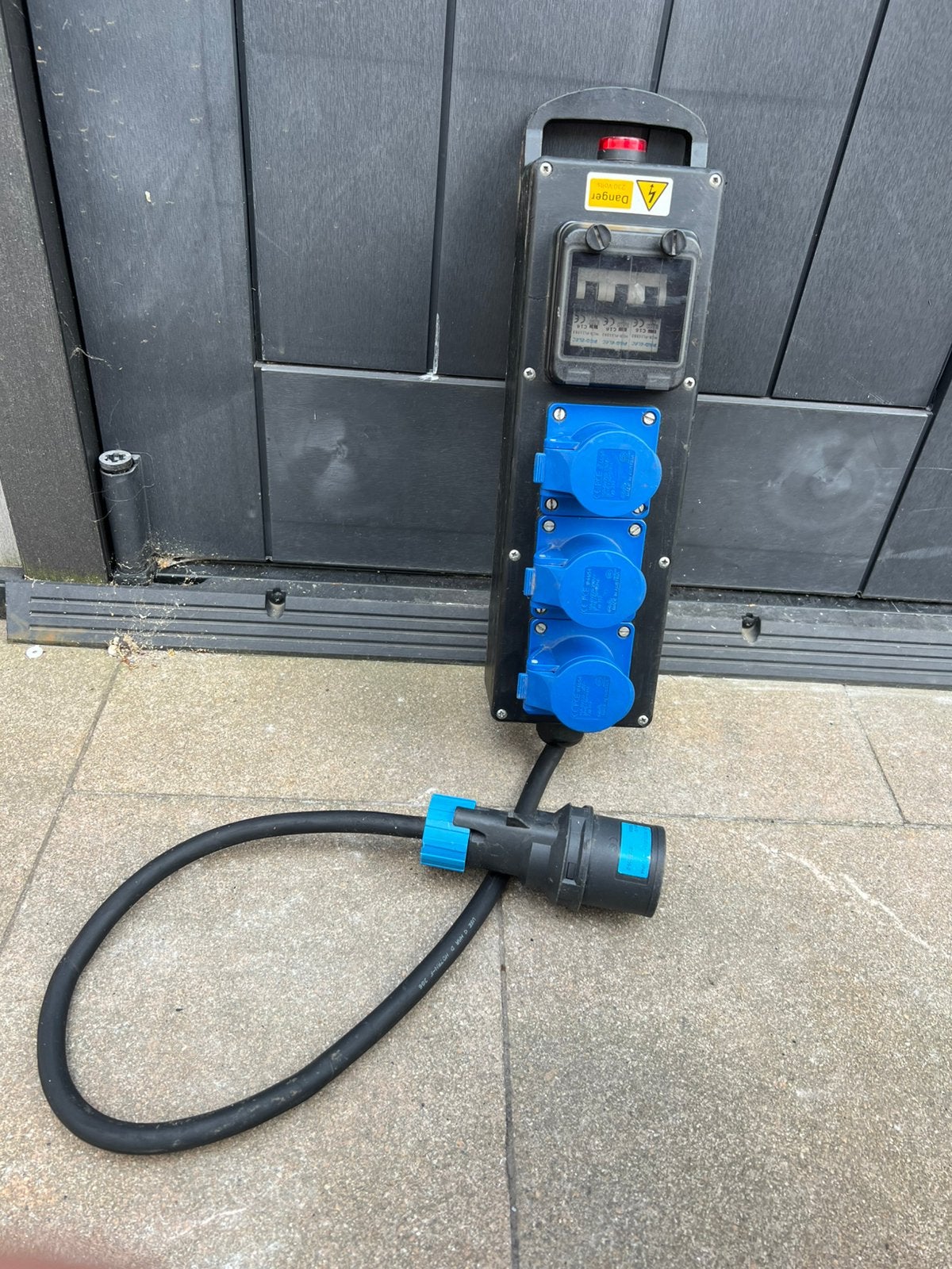 Palazzoli aansluitkast. 3x230V, Doe-het-zelf en Verbouw, Elektra en Kabels, Ophalen of Verzenden, Zo goed als nieuw, Overige typen