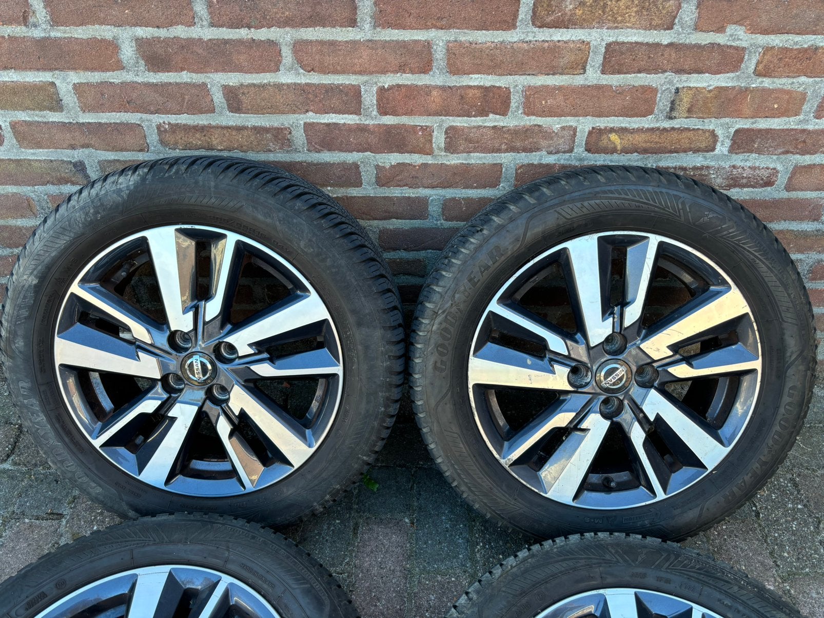 16 inch Nissan Micra velgen Renault Clio velgen all season, Auto-onderdelen, Ophalen, Gebruikt, 16 inch, Banden en Velgen