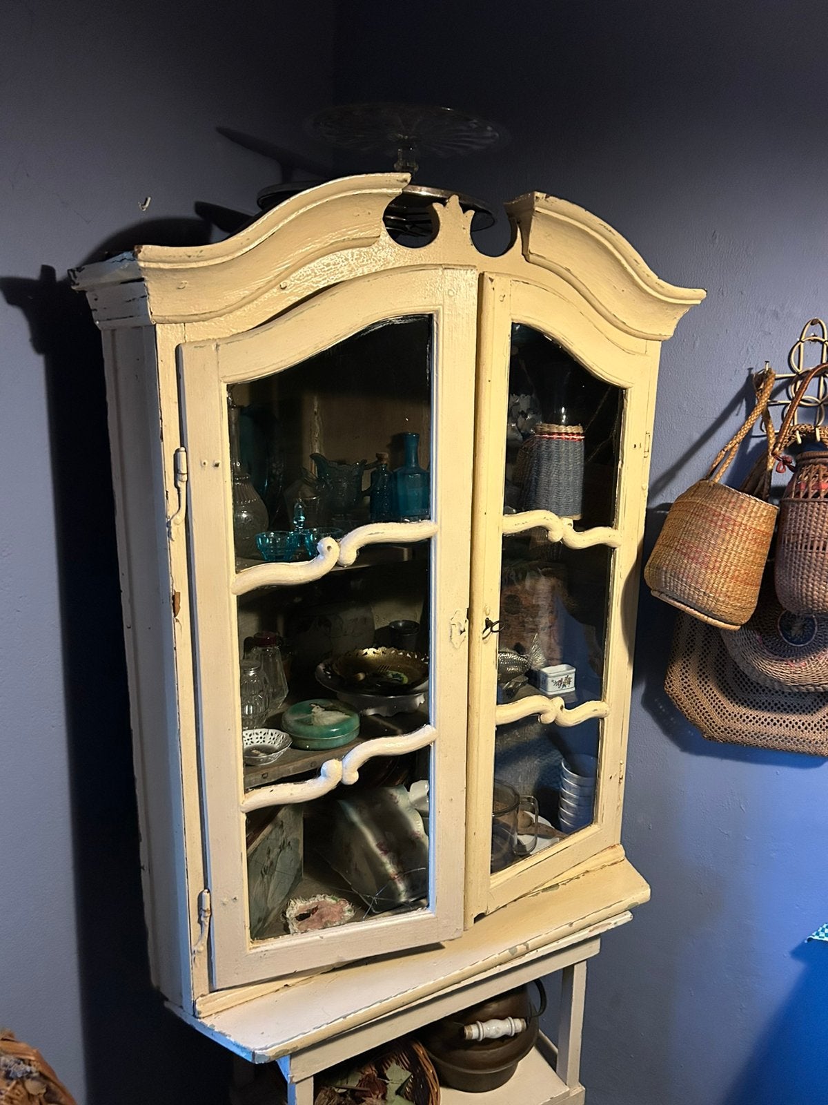 Franse brocante/antiek/curiosa/tuinartikelen/curiosa, Ophalen