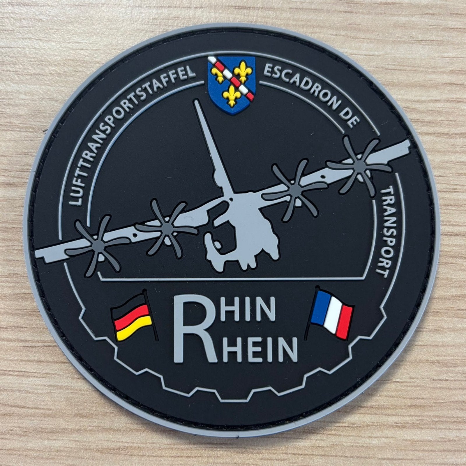 Duitse / Franse Luchtmacht C-130 Squadron Patch, Verzamelen, Verzenden, Luchtmacht, Duitsland, Embleem of Badge