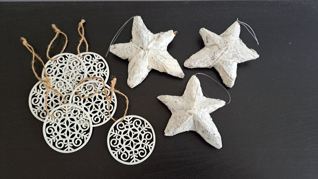 9x Witte kerstversiering kerstballen sterren hout en karton, Diversen, Kerst, Ophalen of Verzenden, Gebruikt
