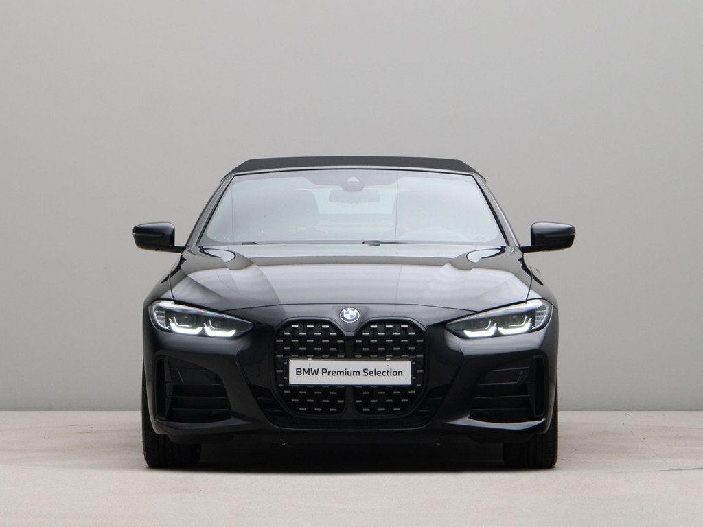 BMW 4 Serie Cabrio M440i xDrive High Executive (bj 2022), Auto's, BMW, Euro 6, 4-Serie, 4 stoelen, Zwart