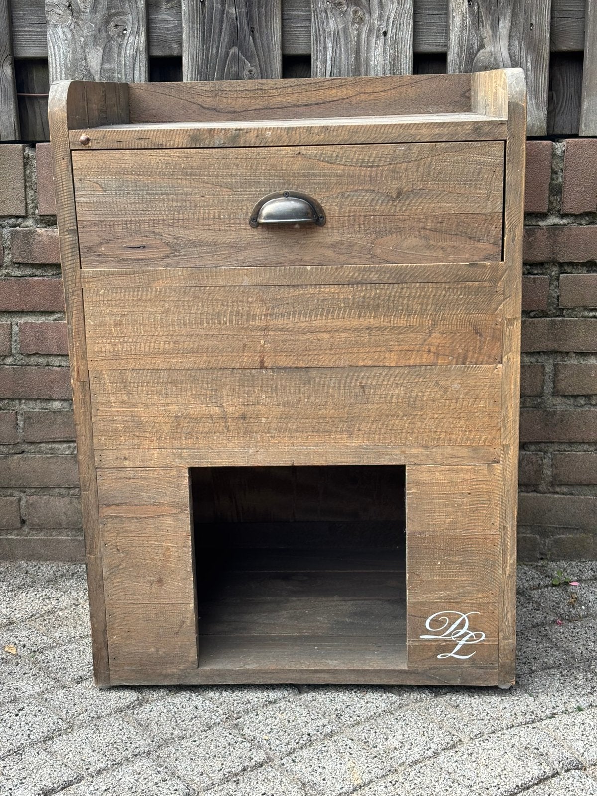 Prachtige houten kattenhuis met lade steigerhout, Ophalen of Verzenden, Zo goed als nieuw