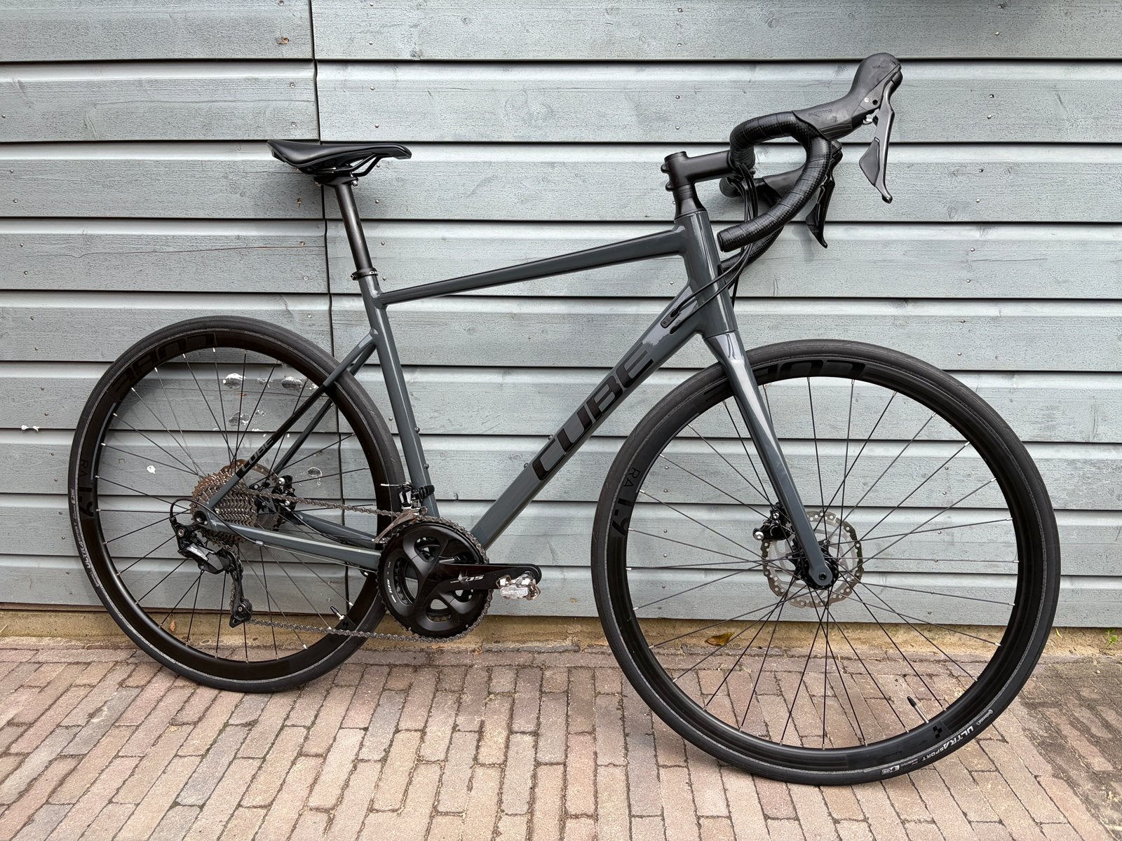 NETTE Cube Attain SL, Shimano 105, Disc schijfrem, maat 56, 28 inch, Heren, Aluminium, Zo goed als nieuw