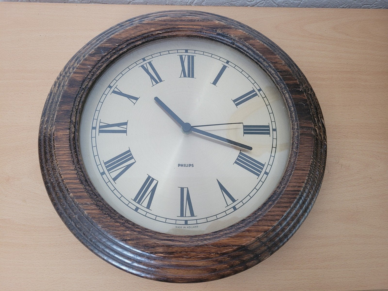 Vintage Philips wandklok met houten omlijsting, Ophalen of Verzenden