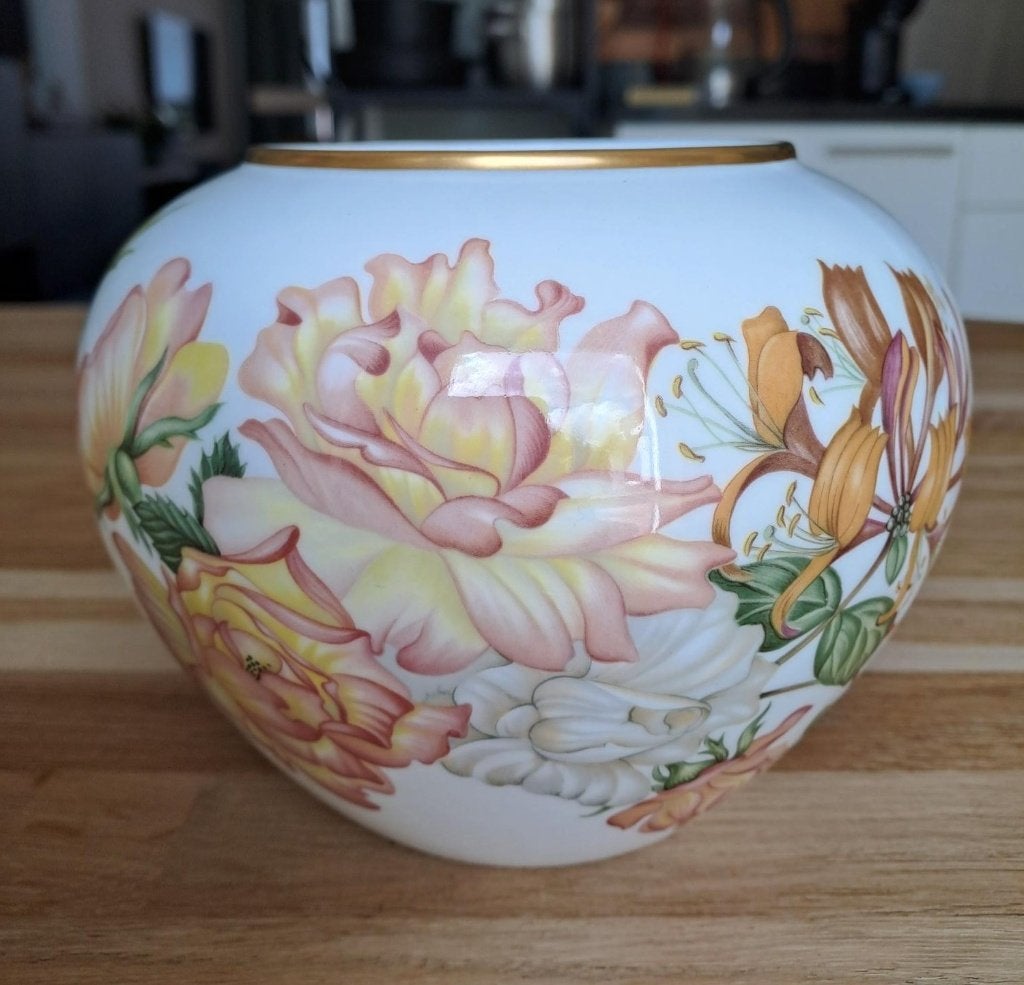 Wedgwood rozen vaas jaren 80 in opdracht van de RHS Engeland, Antiek en Kunst, Ophalen of Verzenden