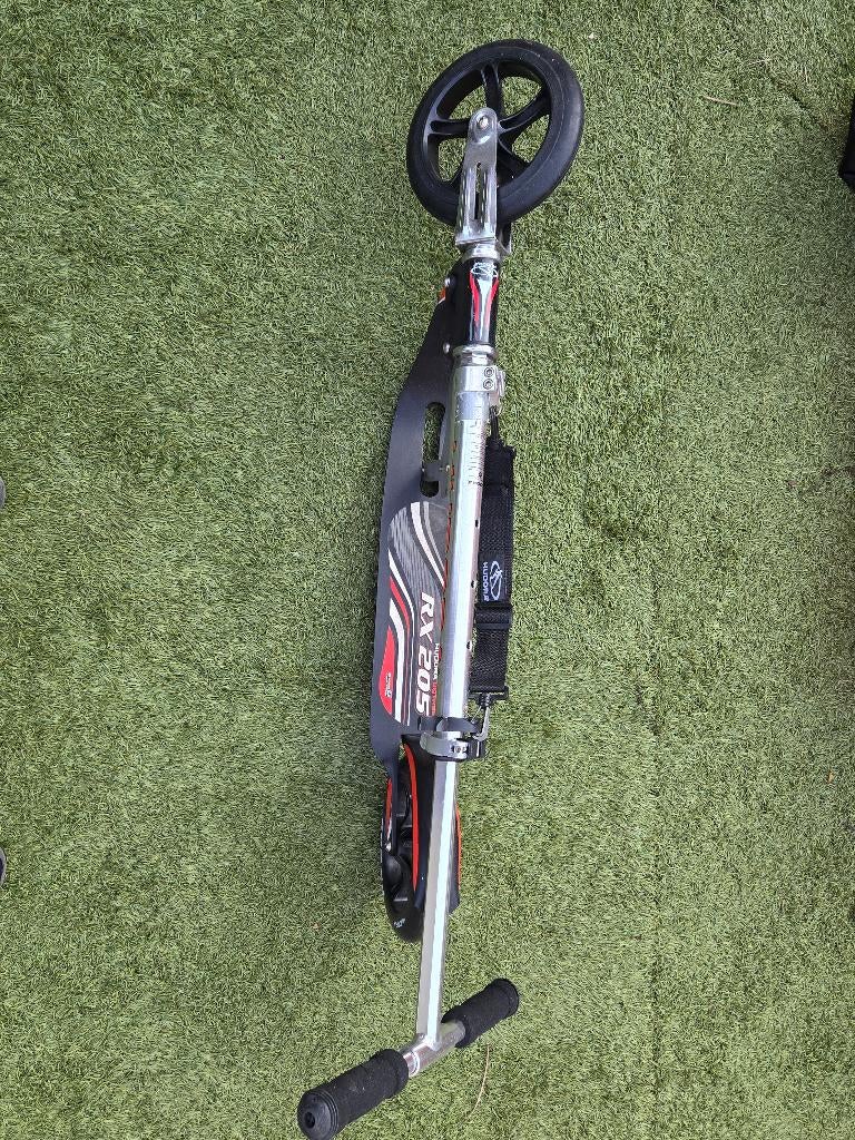 Stevige en luxe step, Fietsen en Brommers, Steps, Ophalen, Zo goed als nieuw, Gewone step, Overige merken