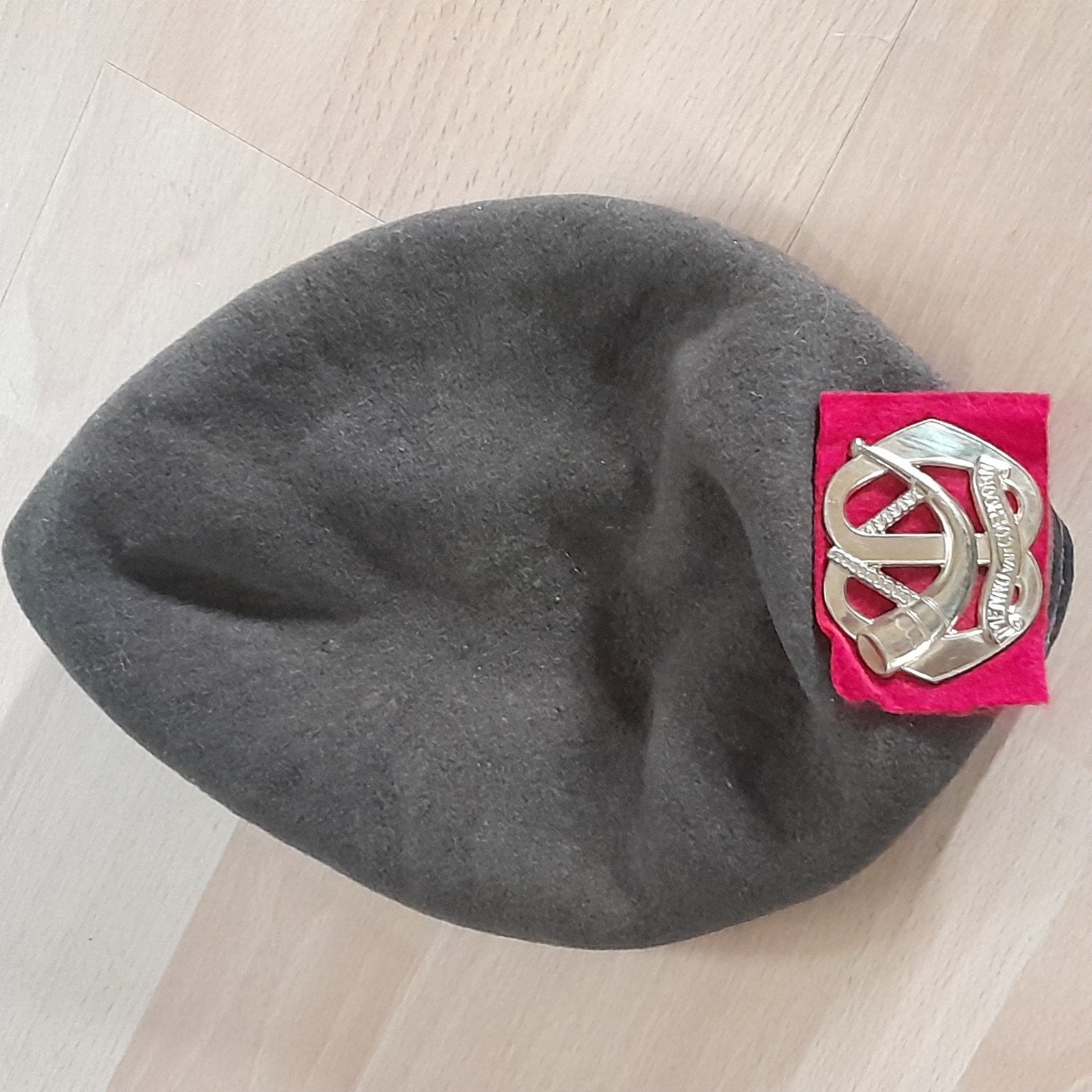 Oude KMA baret van  Menno van Coehoorn, Verzamelen, Ophalen of Verzenden, Landmacht, Nederland, Helm of Baret