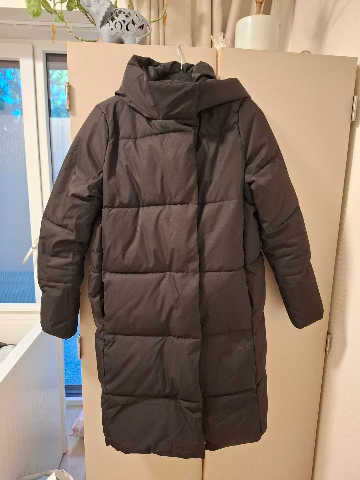 Vero Moda lange gewatteerde jas - Maat M, Vero Moda, Zwart, Zo goed als nieuw, Ophalen