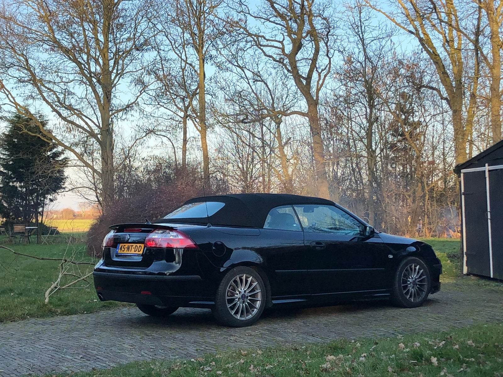 Saab 9-3 2.0 Turbo Aero Cabrio AUT 2004 Zwart, 1998 cc, 4 cilinders, Cabriolet, 4 stoelen