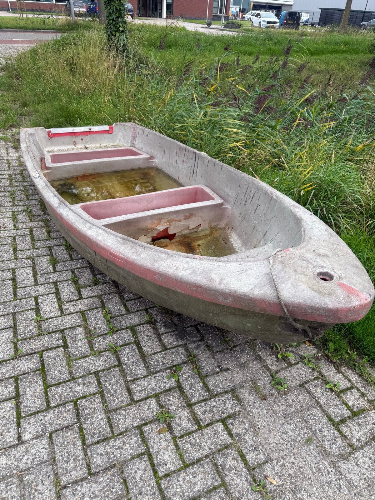 Roeibootje / Visbootje - Gratis af te halen in Hem, Ophalen, Gebruikt