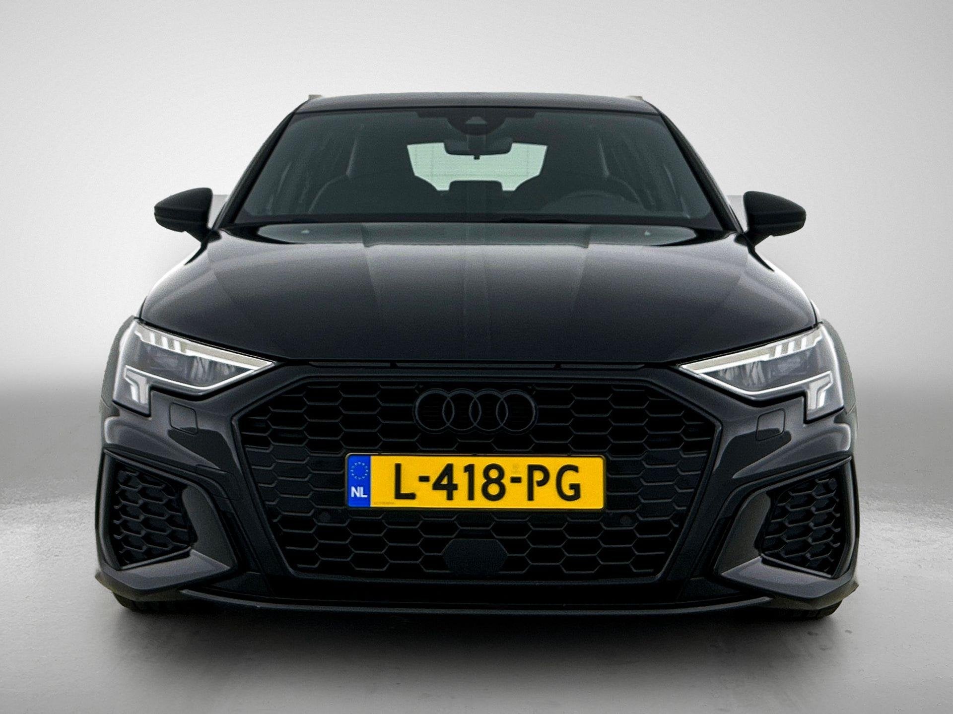 Audi A3 Sportback 30 TFSI S edition 110 PK | S-line | Automa, Auto's, Audi, 12 maanden, Gebruikt, Leder en Stof, Zwart