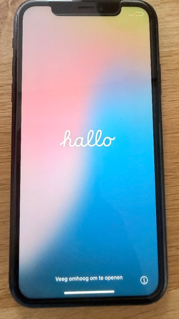 iPhone XR 64gb 84% accu capaciteit., Zwart, IPhone XR, Ophalen of Verzenden, Zo goed als nieuw