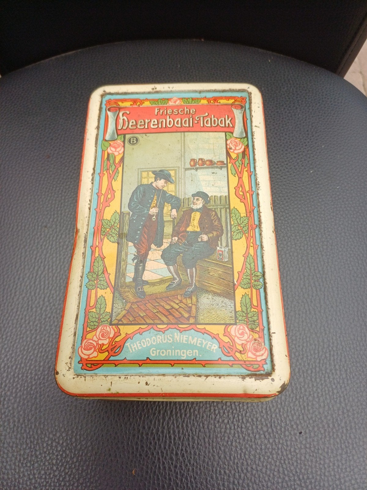 Vintage Theodorus Niemeyer's Friesche Heerenbaai-Tabak blik, Tabaksdoos of Verpakking, Gebruikt, Onbekend, Ophalen of Verzenden