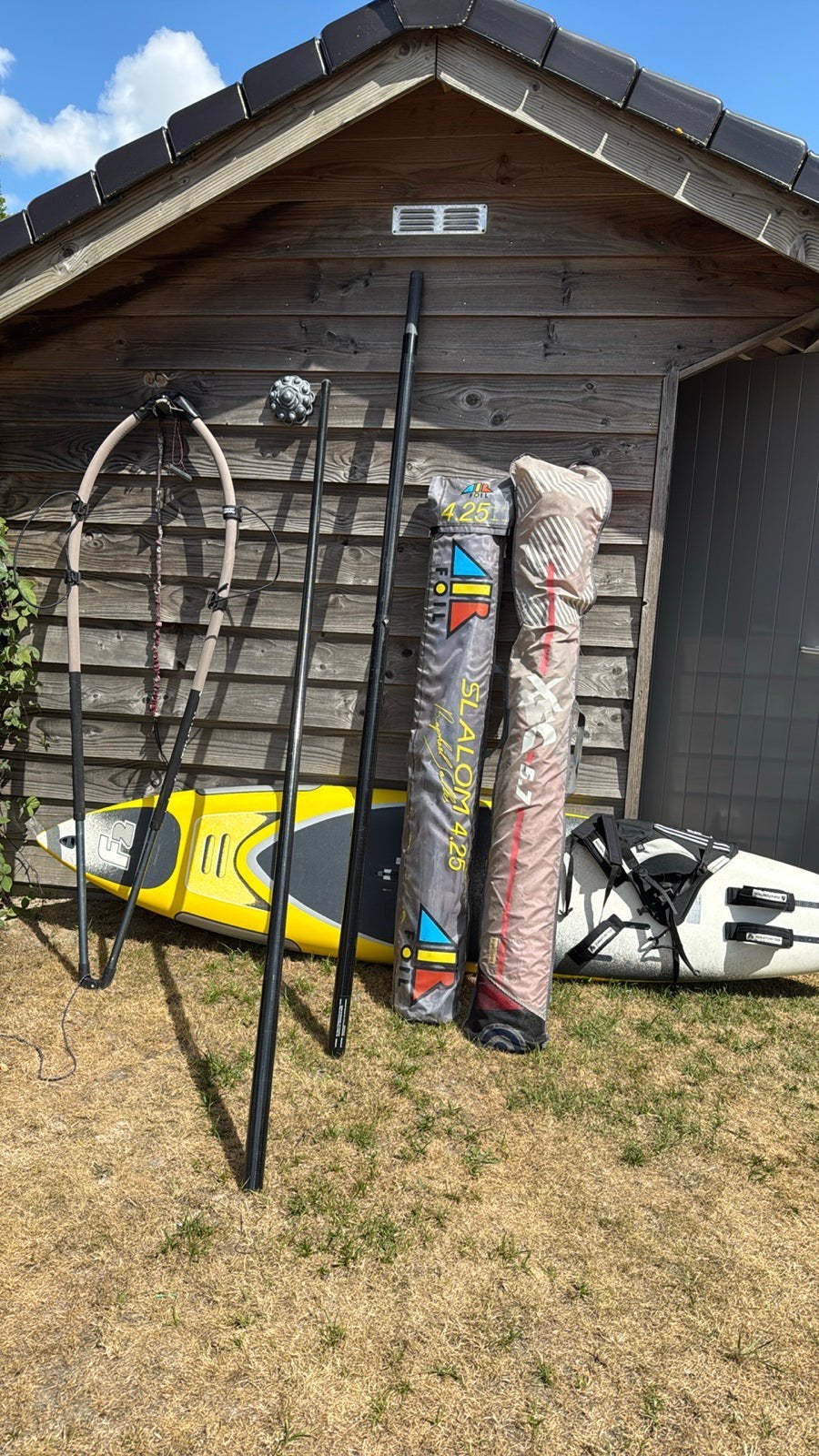 Complete windsurfset: F2 Orbit 124L, zeil 5.7m² en 4.25 m², Watersport en Boten, Windsurfen, Ophalen, 250 tot 300 cm, Gebruikt