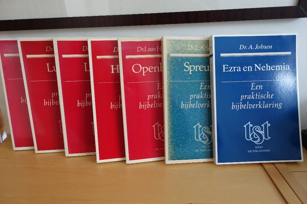 Zeven delen uit de serie: een praktische Bijbelverklaring., Boeken, Ophalen of Verzenden, Gelezen, Diverse Auteurs, Christendom | Protestants