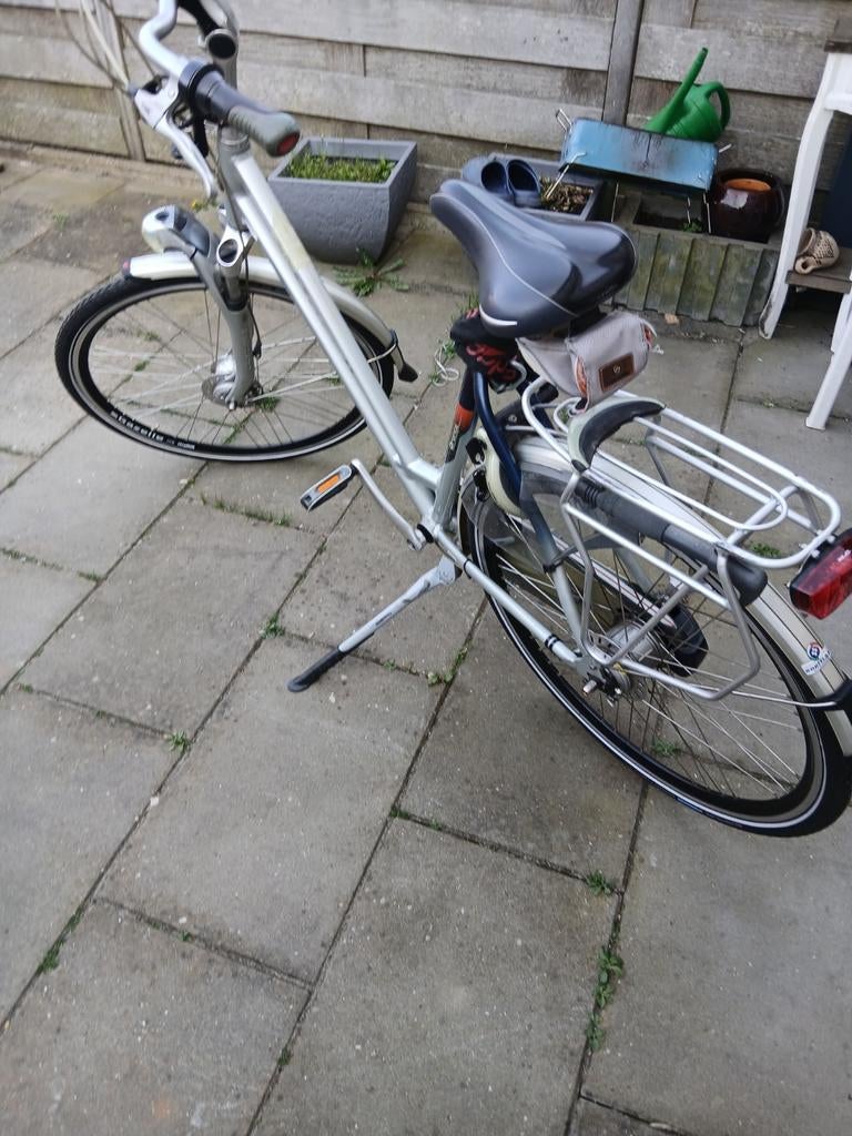 Gazelle damesfiets, Fietsen en Brommers, Fietsen | Dames | Damesfietsen, Ophalen, Zo goed als nieuw, Gazelle