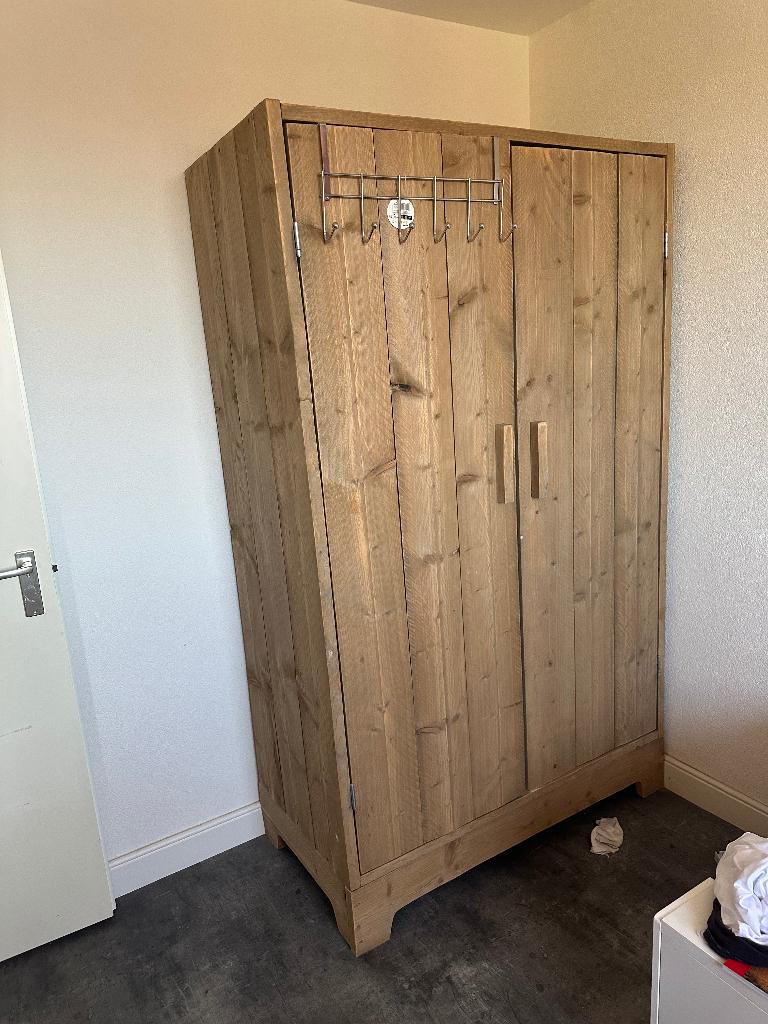 Kledingkast kind, Huis en Inrichting, Kasten | Kledingkasten, Ophalen, Gebruikt, Met plank(en), 50 tot 100 cm