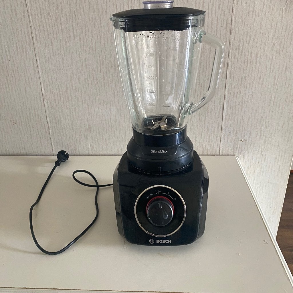 Bosch SilentMixx Blender - Krachtige en Stille Keukenhulp, Ophalen, Zo goed als nieuw, Blender