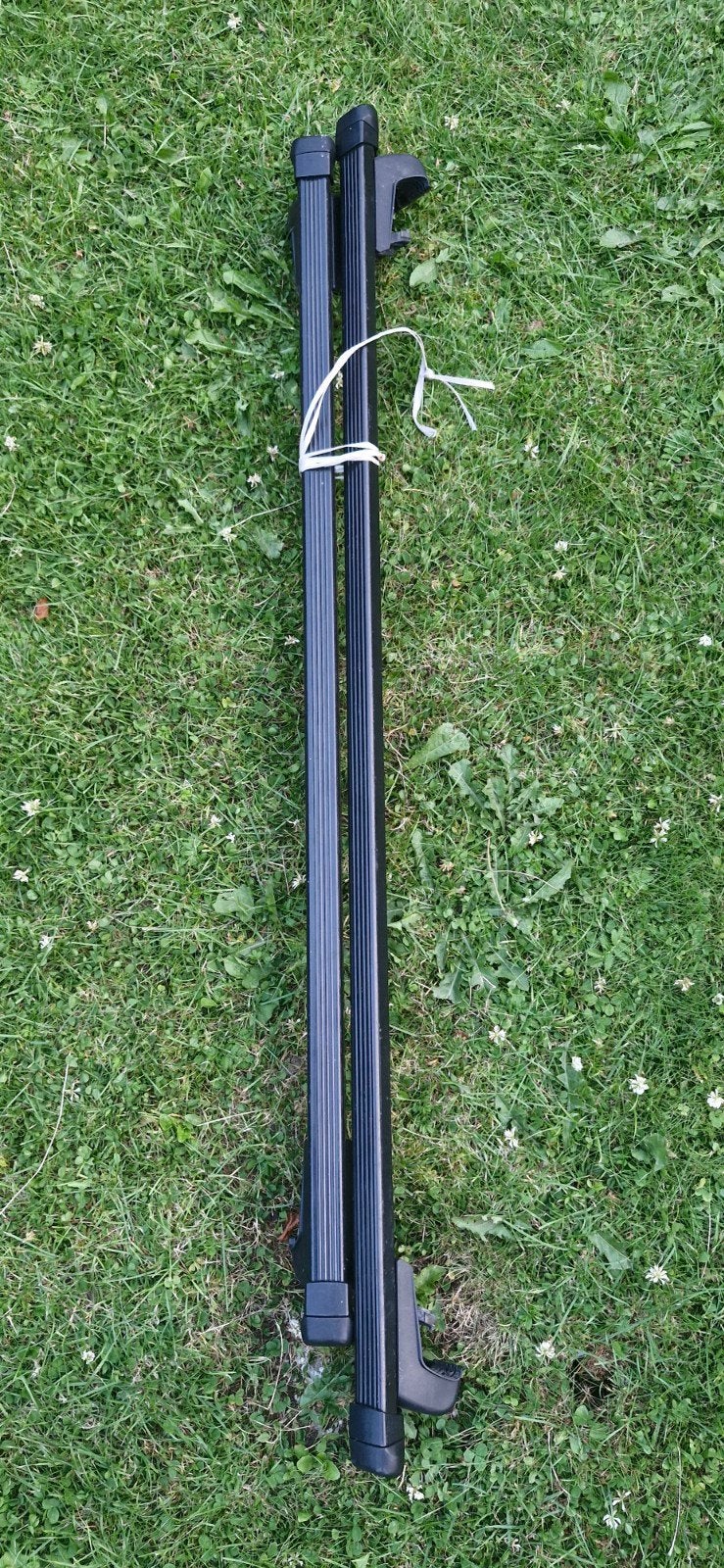 Te Huur: Thule Wingbar dakdragers, openrails, Auto diversen, Dakdragers, Ophalen, Gebruikt