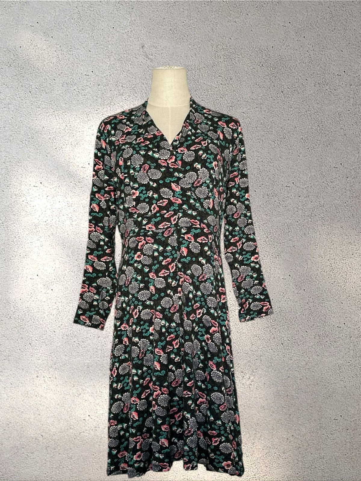 King Louie Jurk Maat M - Zwart met bloemenprint, Maat 38/40 (M), Zwart, Ophalen of Verzenden, Zo goed als nieuw
