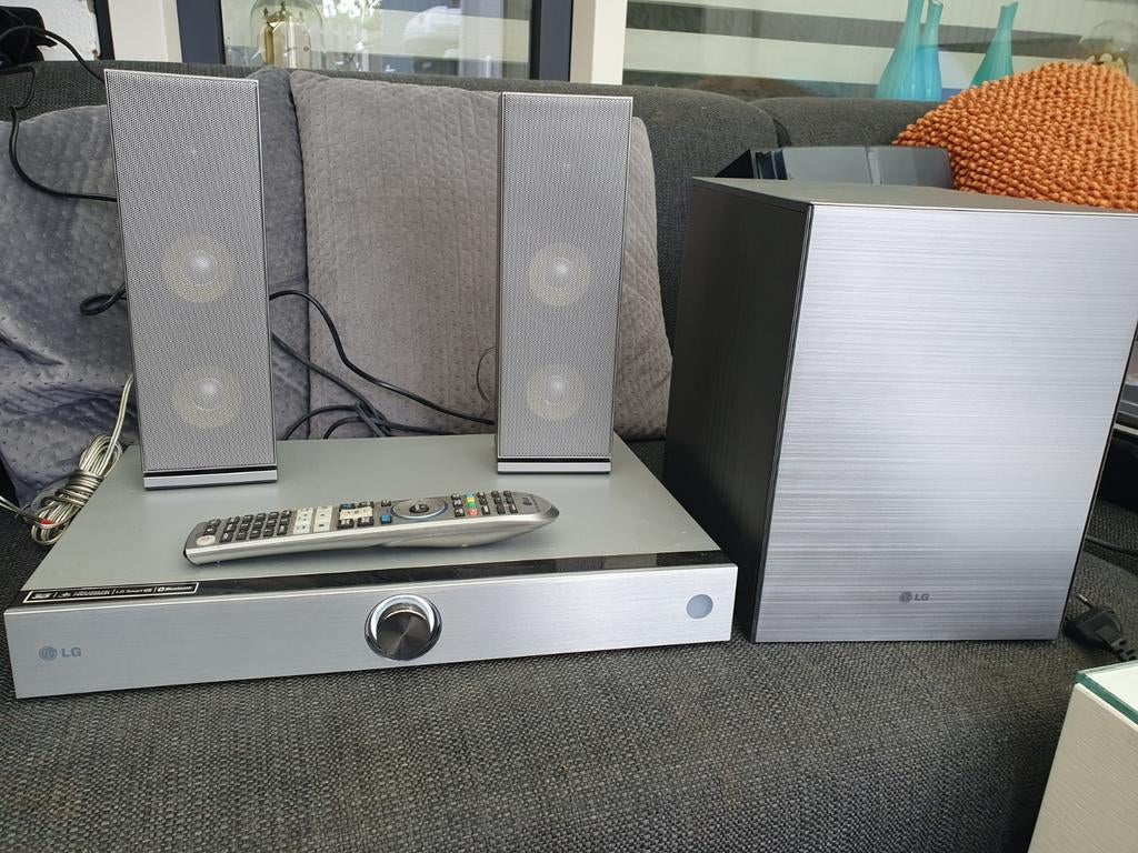 LG bluray speler met wifi en bleutooth, Ophalen of Verzenden, Zo goed als nieuw, LG