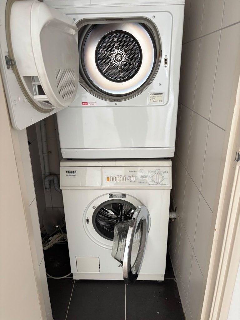 Miele Wasmachine en Droger Set - Goede Kwaliteit, Witgoed en Apparatuur, Ophalen, 1200 tot 1600 toeren, 4 tot 6 kg, Zo goed als nieuw
