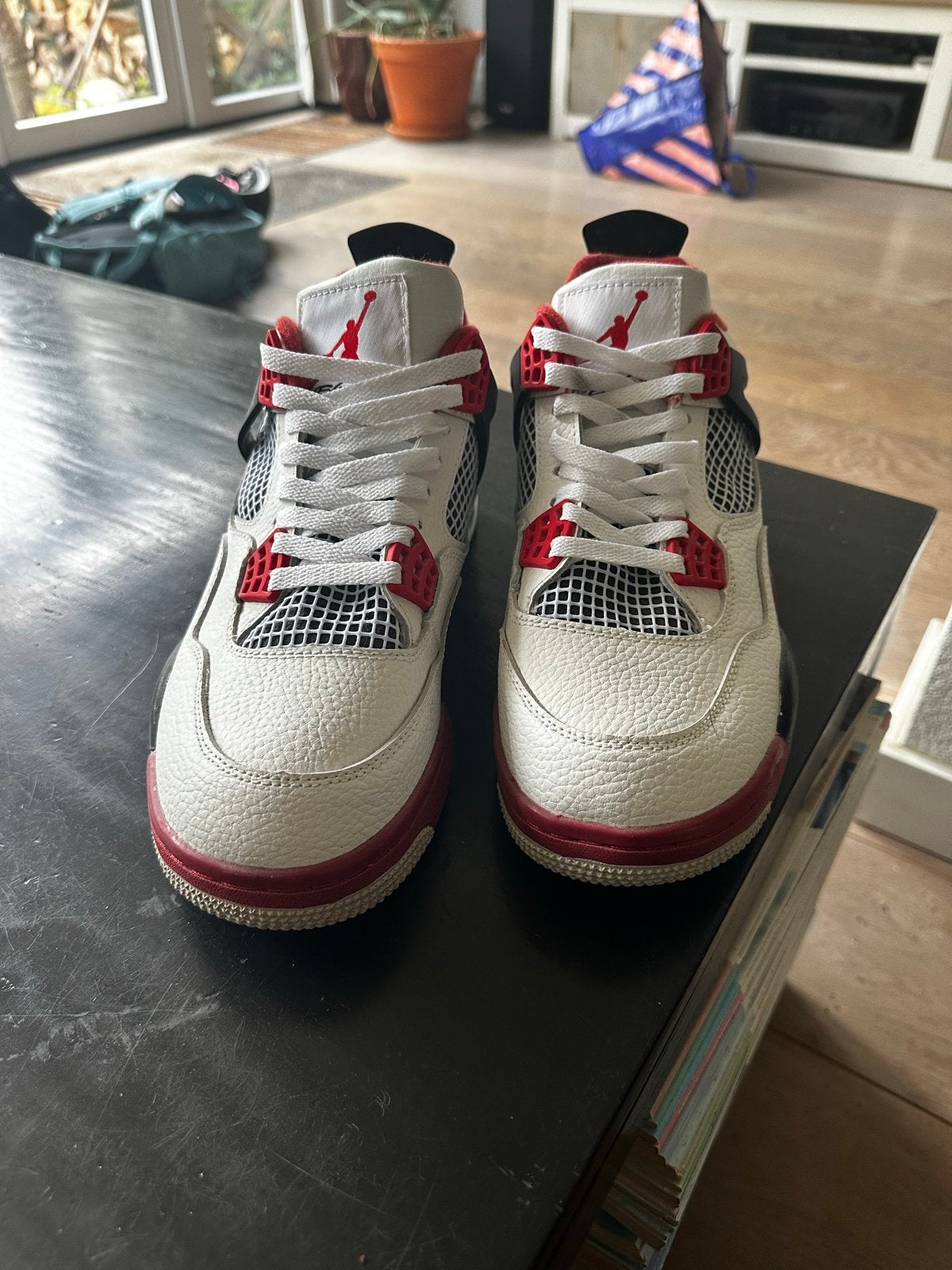 Nike Air Jordan 4 Retro "Fire Red", Kleding | Heren, Ophalen of Verzenden, Nieuw, Wit, Sneakers of Gympen