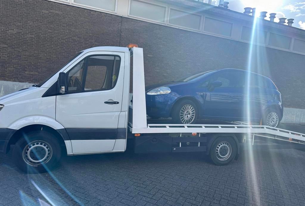 Autotransport Autoambulance sleepdienst sleepwagen pechhulp, Koeriersdiensten