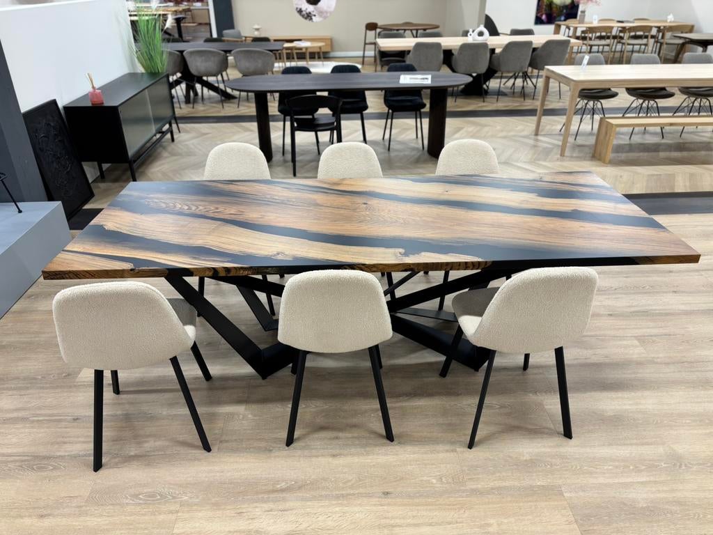 Unieke fossiel eiken epoxytafel – all black 250x100cm, Ophalen, Eikenhout, 200 cm of meer, 50 tot 100 cm