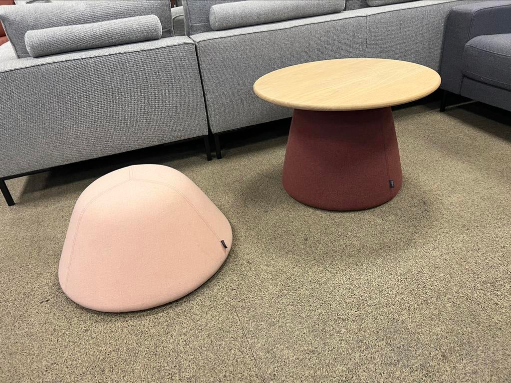2 Nieuw Artifort Terp Bijzettafel & Poef Design Tafel Stof, Ophalen of Verzenden, Nieuw, Rond, Hout