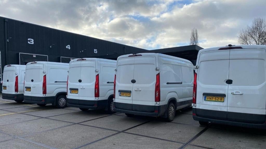 Koerierswerk Budbee depot Vianen Lockerroutes