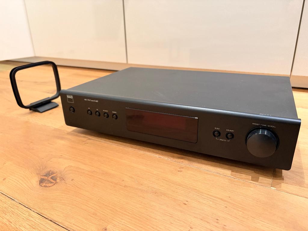 NAD C427 FM/AM Tuner – Zwart – In goede staat, Audio, Tv en Foto, Tuners, Ophalen, Gebruikt