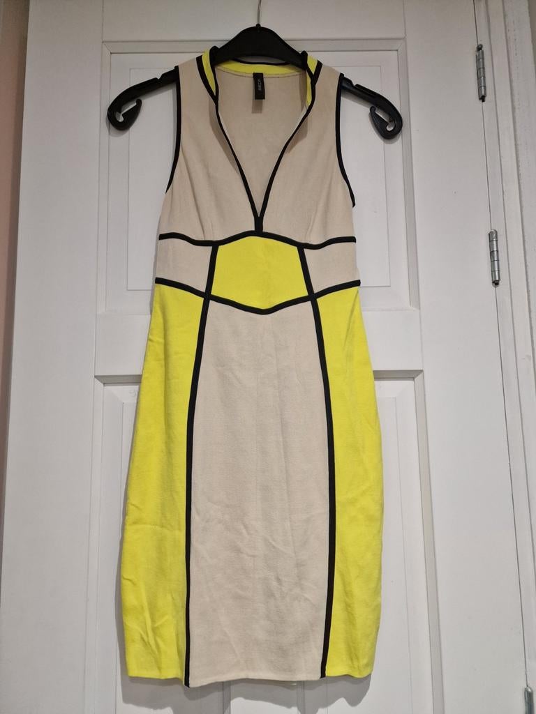 Marccain jurk, Maat 38/40 (M), Beige, Ophalen of Verzenden, Zo goed als nieuw