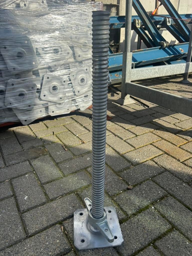 Voetspindel - schroefspindel - steigerpoot - NIEUW 60 / 80cm