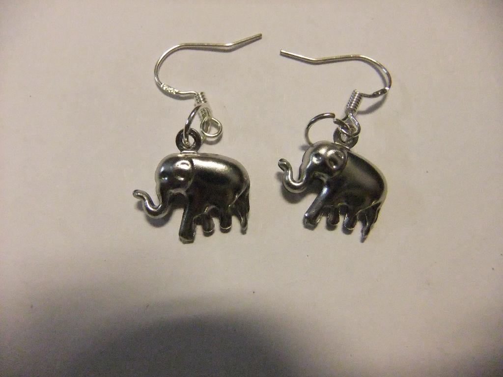 925 sterling zilveren oorbellen met olifant hangers, Verzenden, Nieuw, Zilver, Zilver