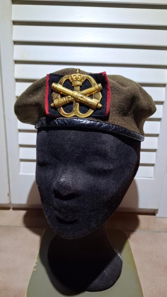 Baret+embleem van het Korps Veldartillerie van de Nederlands, Ophalen of Verzenden, Landmacht, Nederland, Embleem of Badge