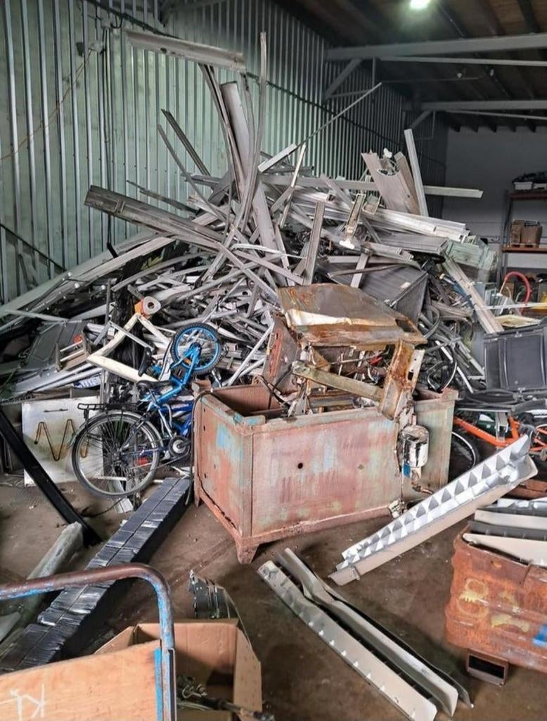 Oud ijzer aluminium lood koper wij halen het gratis bij u op, Doe-het-zelf en Verbouw, Metalen, Ophalen, Zo goed als nieuw
