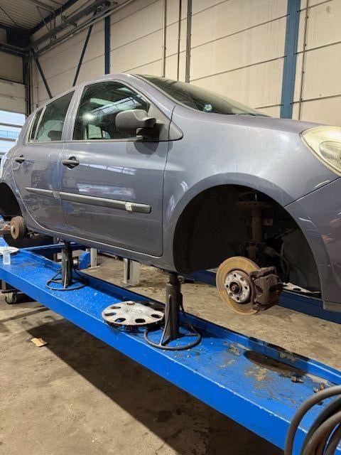 Renault Clio 1.2 16V B 2008 Demontage, Gebruikt, Tons Autohal, Ophalen of Verzenden, Autohal@xs4all.nl