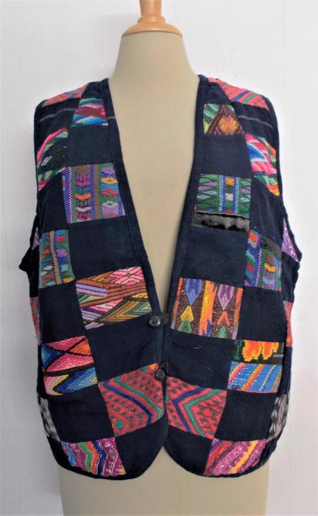 Donkerblauw/kleurtjes patchwork gilet uit Guatamala! M/L, Maat 38/40 (M), Blauw, Ophalen of Verzenden, Zo goed als nieuw