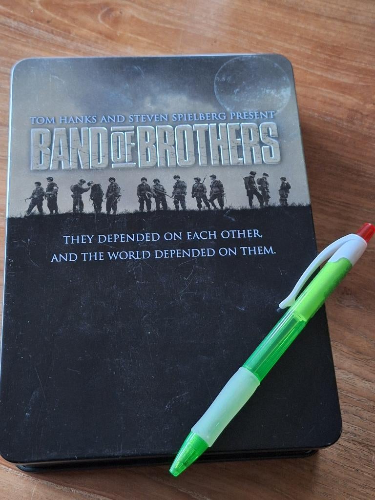 band of brothers dvd set in blik, Ophalen of Verzenden, Tweede Wereldoorlog, Zo goed als nieuw, Overige onderwerpen