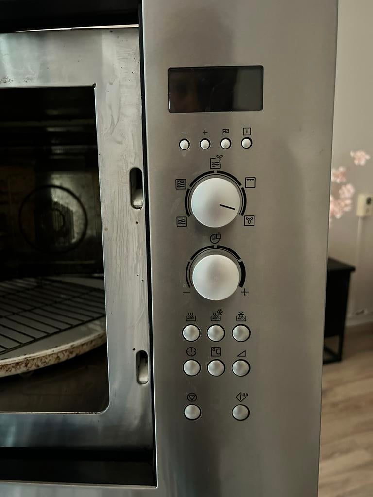 Zanussi Oven met Grill - magnetron-Gebruikt, Witgoed en Apparatuur, Ovens, Gebruikt, Hete lucht, Ophalen of Verzenden, Oven met grill