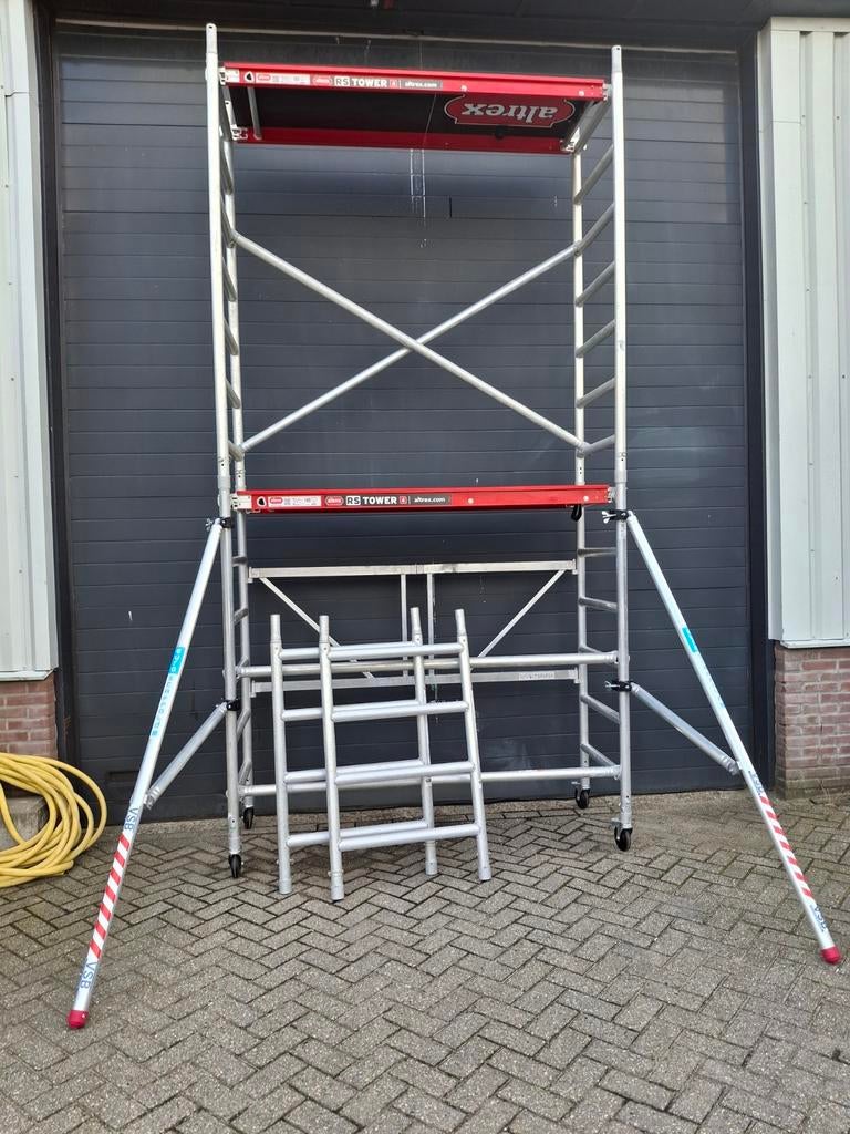 Altrex rolsteiger 6.2m wh zeer nette gebruikt, Doe-het-zelf en Verbouw, Steigers, Ophalen of Verzenden, Zo goed als nieuw, Rolsteiger of Kamersteiger
