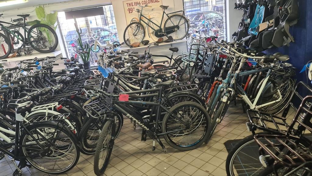Foto 6 van 350 gebruikte fietsen transport dames heren enz