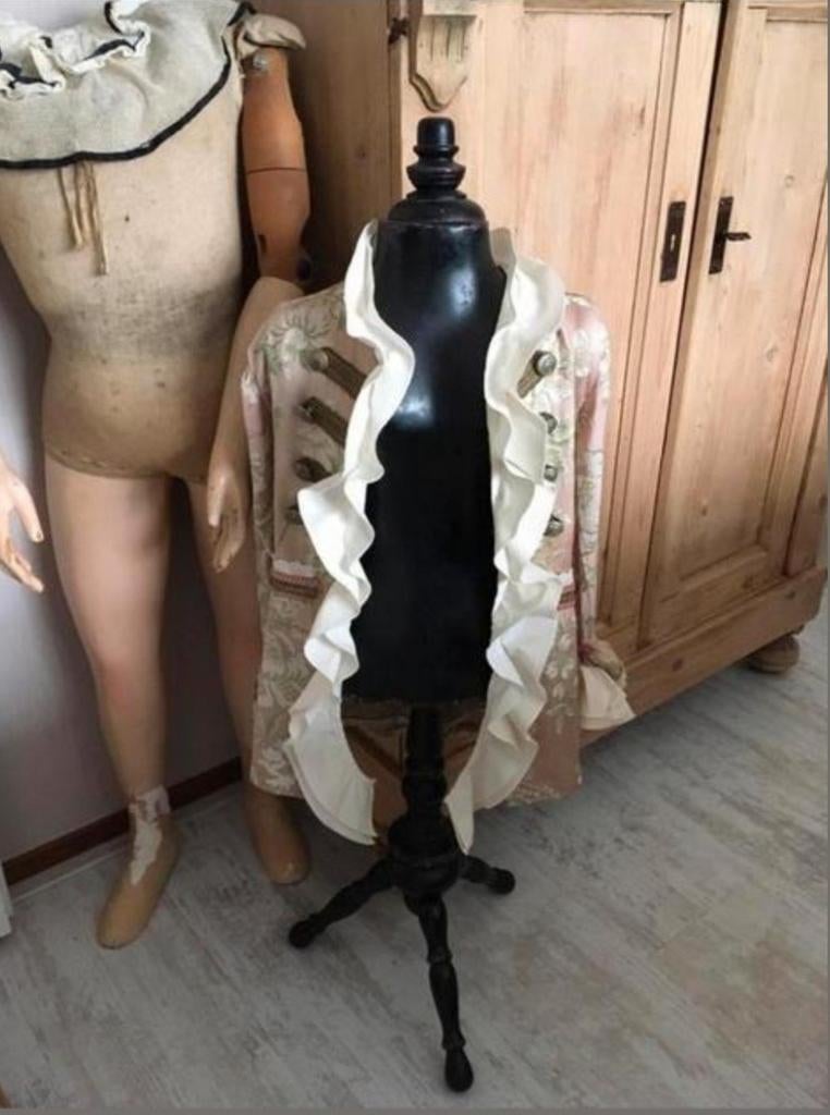 Kinderpaspop met napoleon jasje, Antiek en Kunst, Ophalen of Verzenden