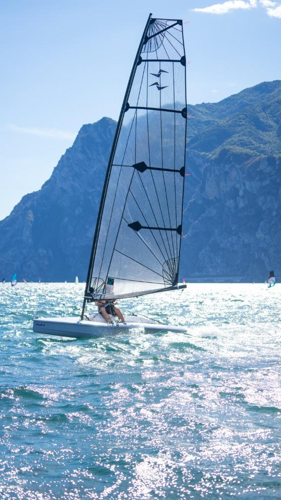 Flo1 Foiling Dinghy uit voorraad leverbaar, Watersport en Boten, Ophalen, Nieuw