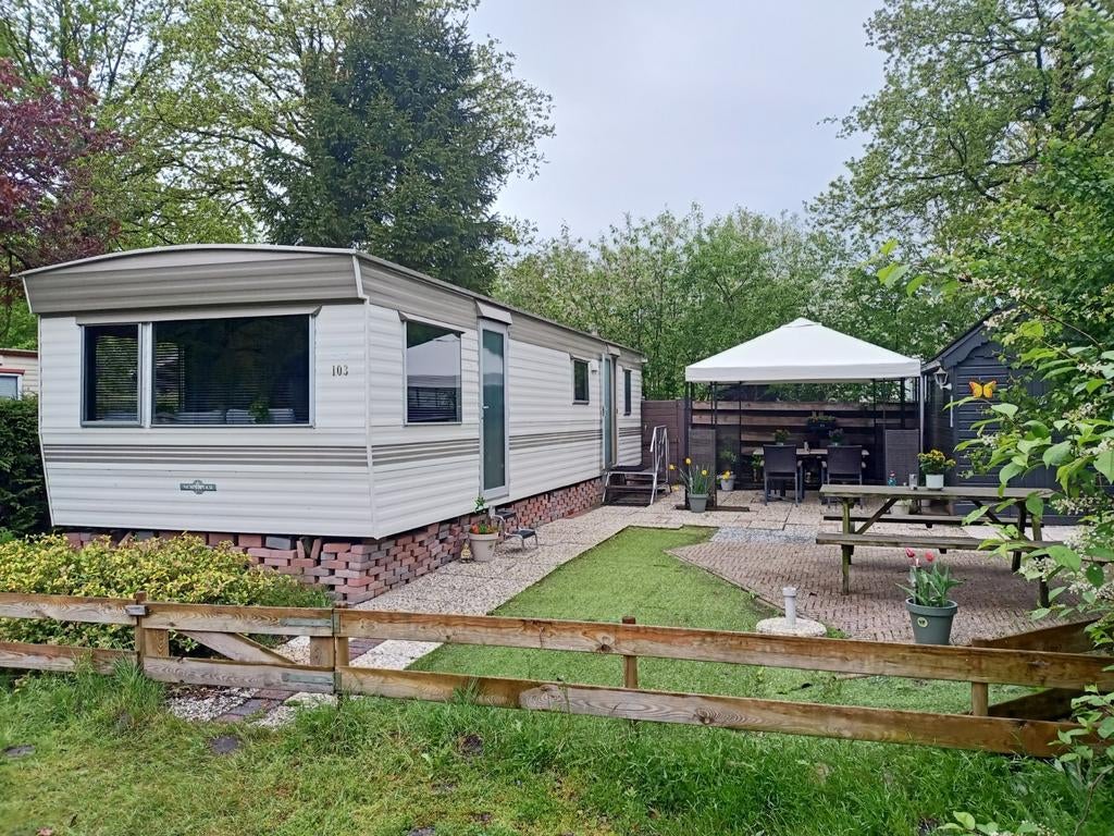Nette stacaravan te huur in Drenthe