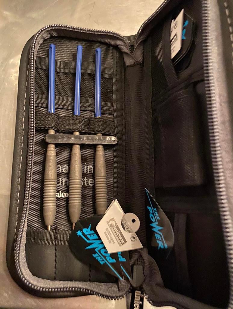 Phil taylor Machina darts 26 gram, Sport en Fitness, Darts, Ophalen of Verzenden, Zo goed als nieuw, Pijlen