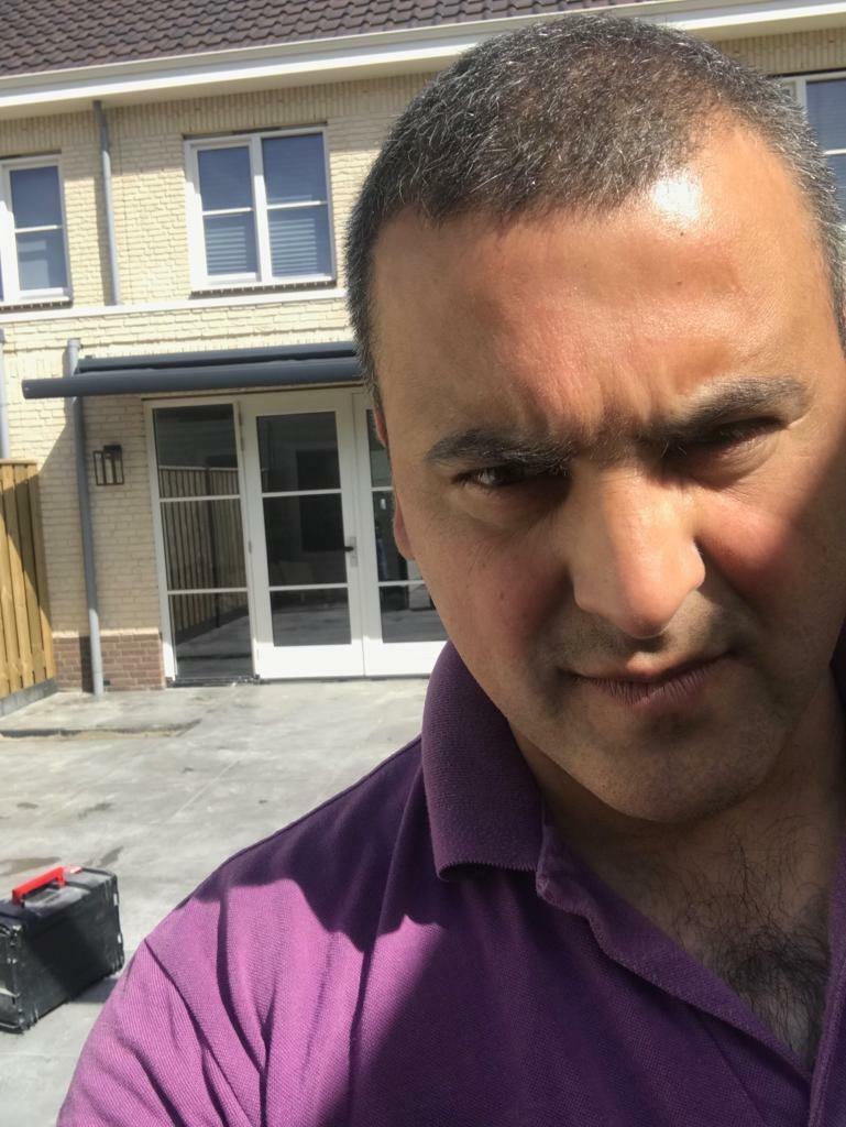 Farid Sier Bestratingen, Bestrating